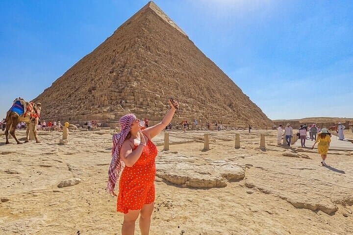 Visit Cairo Over Day, Pyramids, Egyptian Museum, and Lunch - Sharm El Sheikh