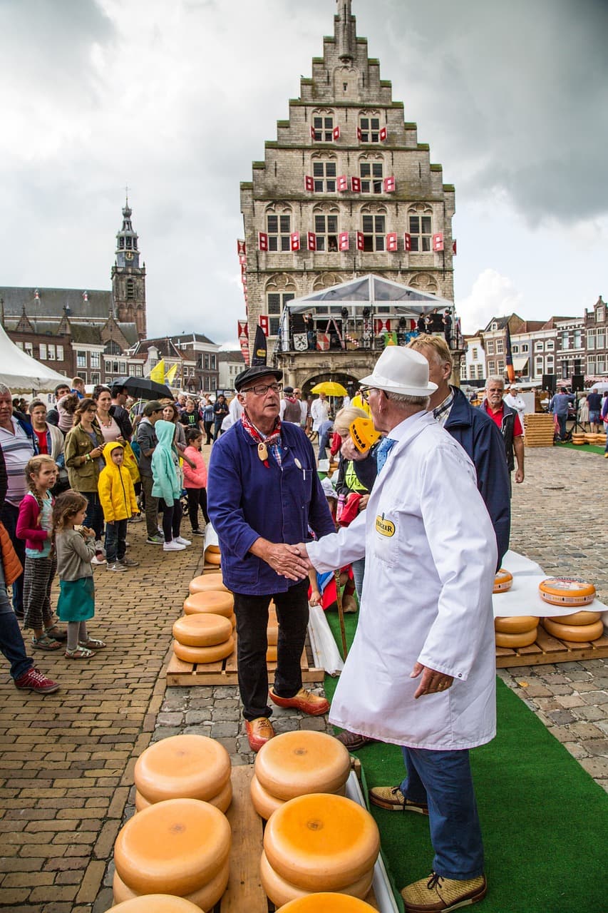 Gouda & Delft Private Tour – Luxury Car & Official Guide