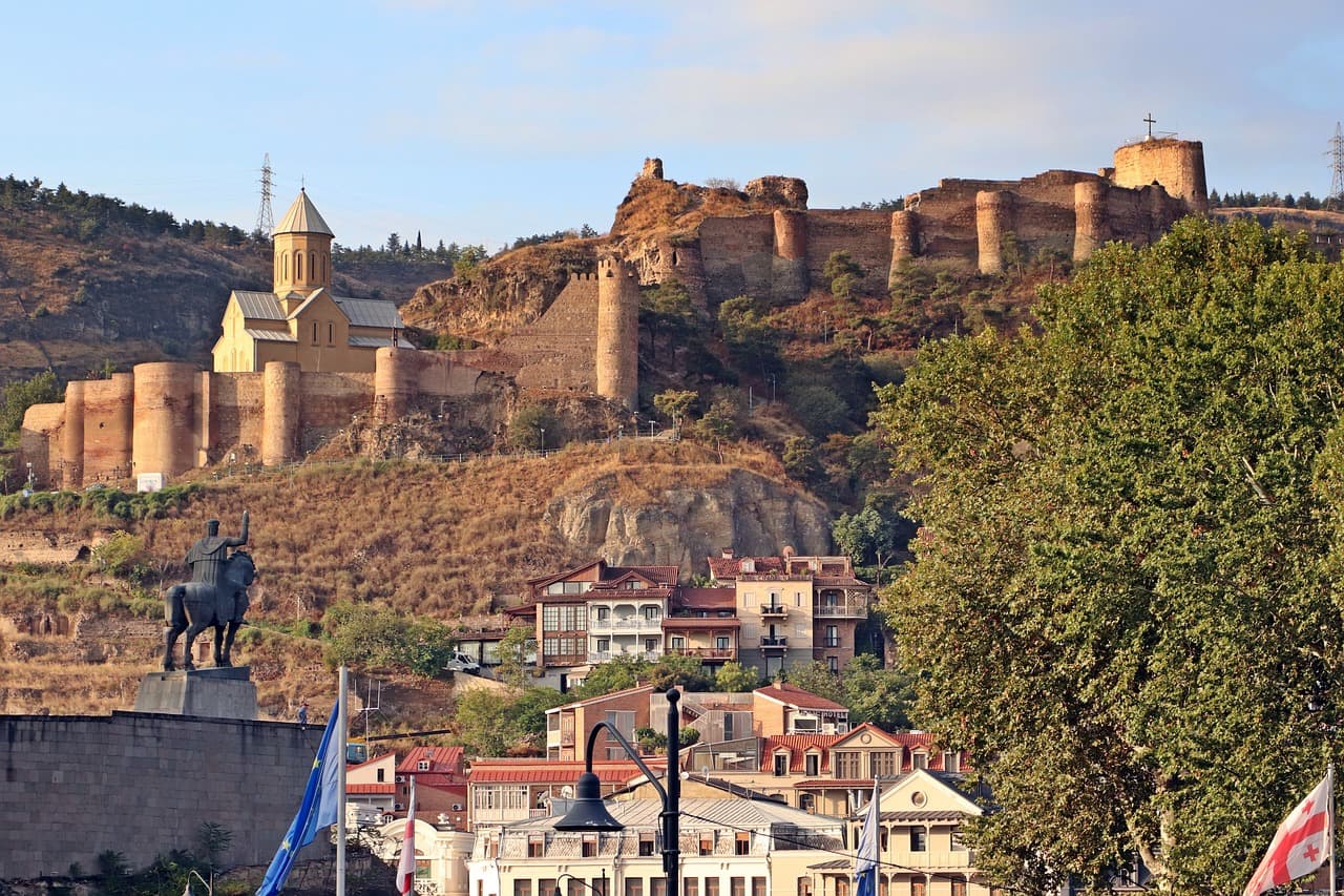 Tbilisi Tour with Memorial History of Georgia, Sameba, Funicular and Old Town