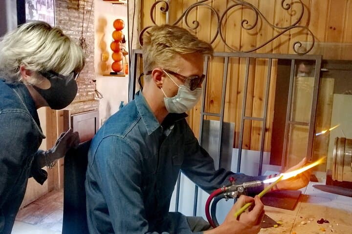 Glass Lampwork Workshop and Walking Tour in Murano