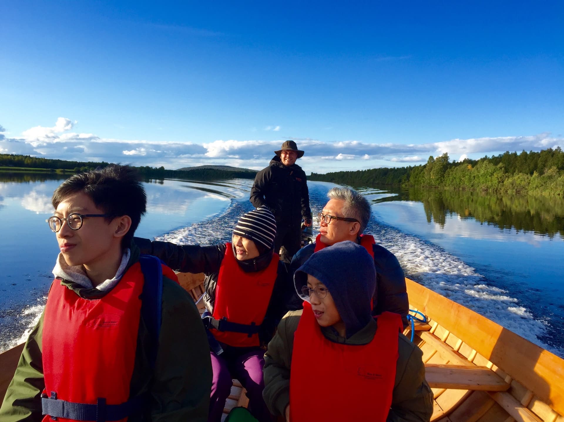 Arctic Boat Trip to the Ounasjoki River, 3 hours (Private Tour)