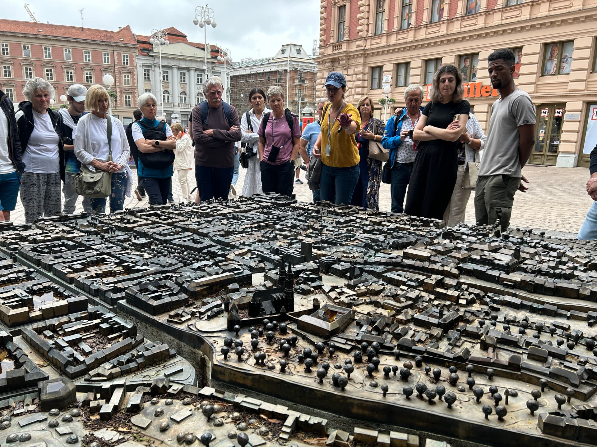 Zagreb Small-Group Walking Tour with WW2 Tunnels & Funicular