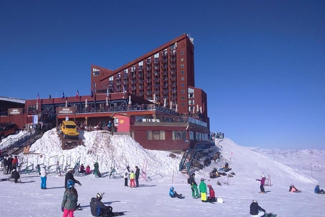 Shared Full day Farellones and Colorado  centers seasonal offer 