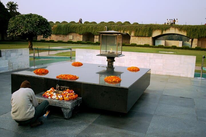 A Complete Rajasthan Tour with Varanasi & Taj Mahal (17 Days)