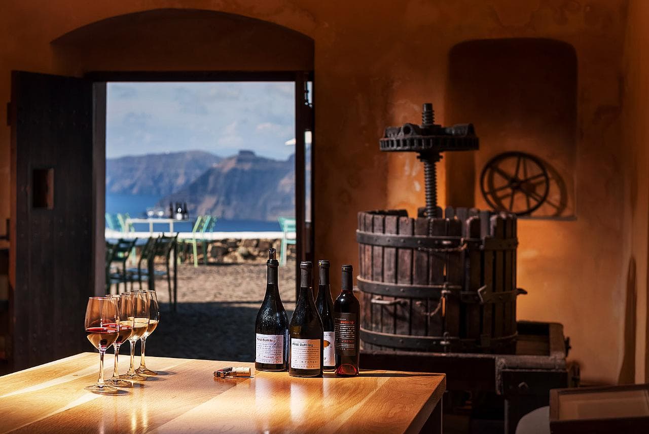 Discover Santorini Island Experience - Private Tour