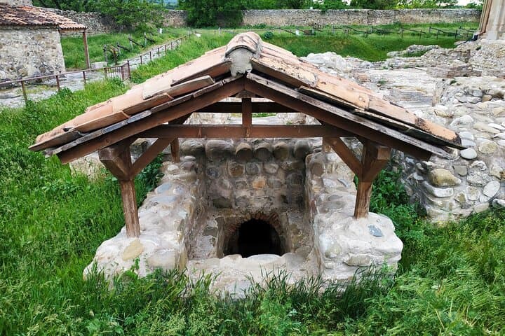 Jeep Tour to Dzama Gorge from Tbilisi (Bateti Lake, Ruisi, Kintsvisi, Sarkineti)
