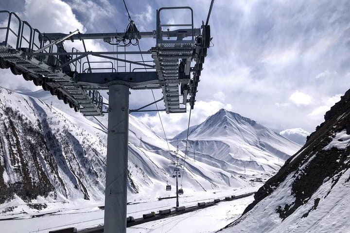 Tbilisi to Gudauri Stepantsminda Private Transfer