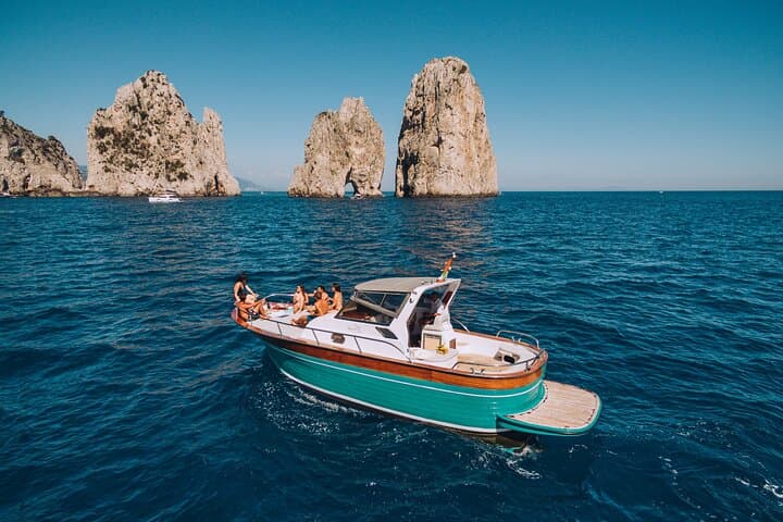 Discover Sorrento Coast and Capri