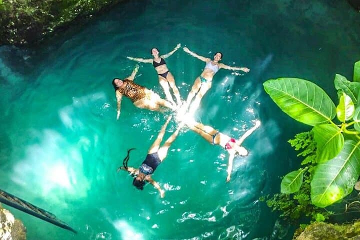 Blue Hole Mineral Spring and Rick's Cafe Sunset Tour