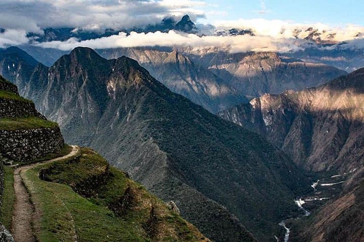 2-Day Sacred Valley of the Incas Tour and Machu Picchu from Cusco