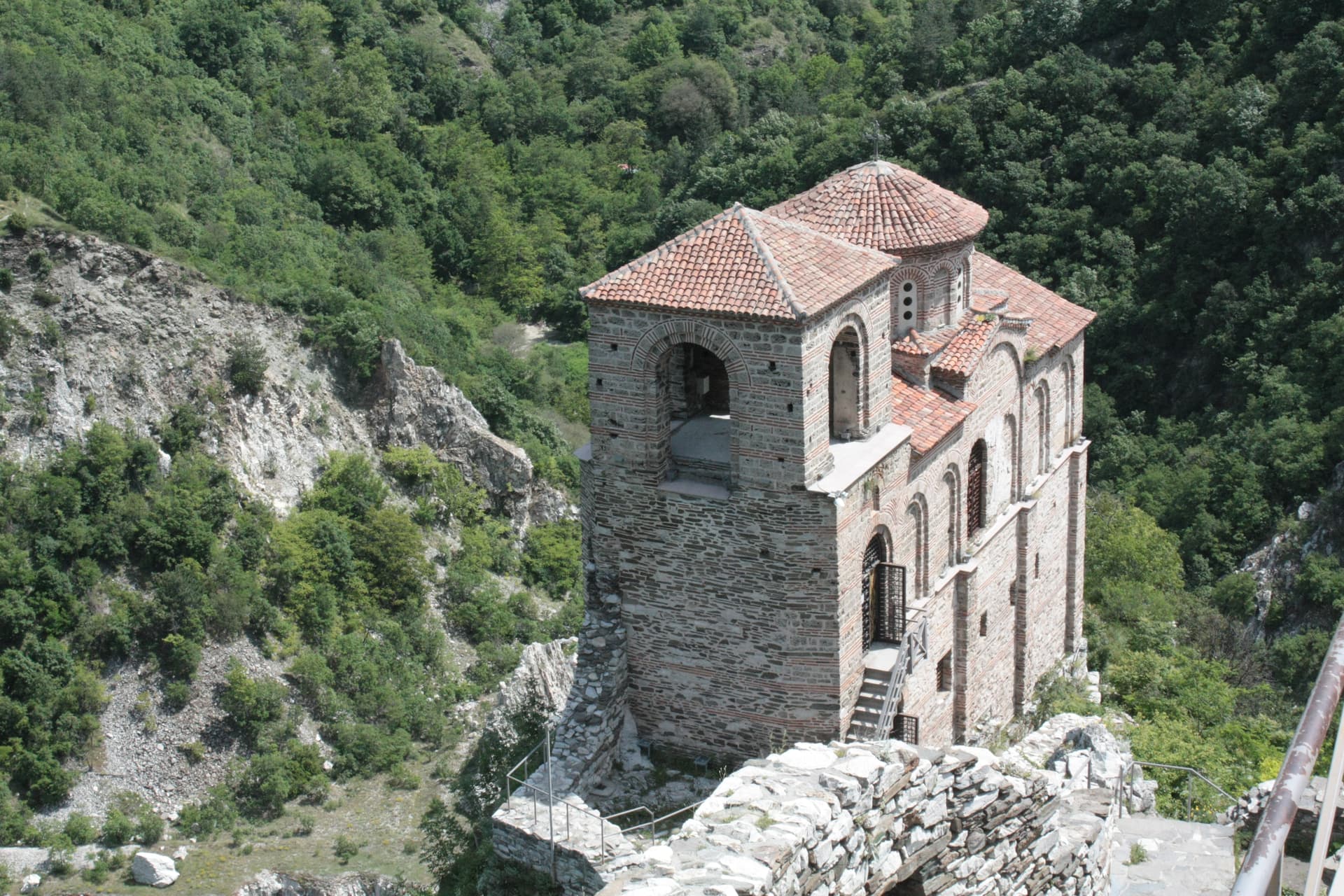 Private Tour with a Local Experiencing with you the Gems around Plovdiv