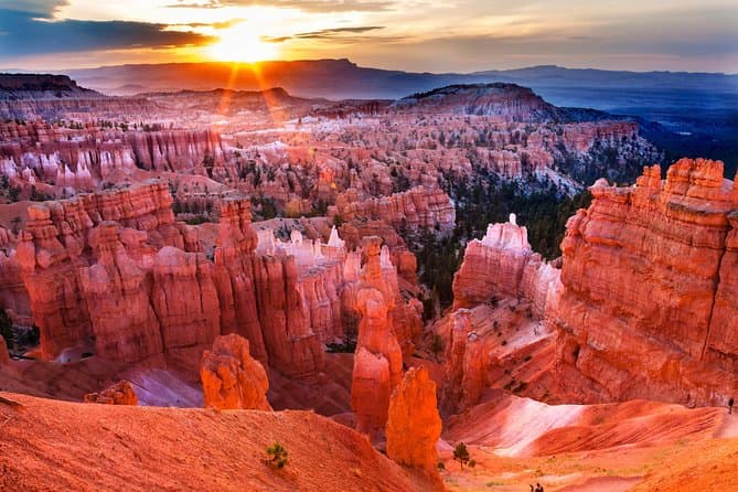 Self Drive 3-Day National Parks Tour: Zion, Bryce Canyon, Monument Valley and Grand Canyon from Las Vegas with Lodging