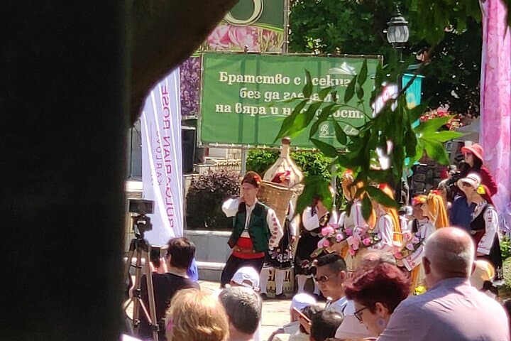 Admission to Rose Festival in Karlovo