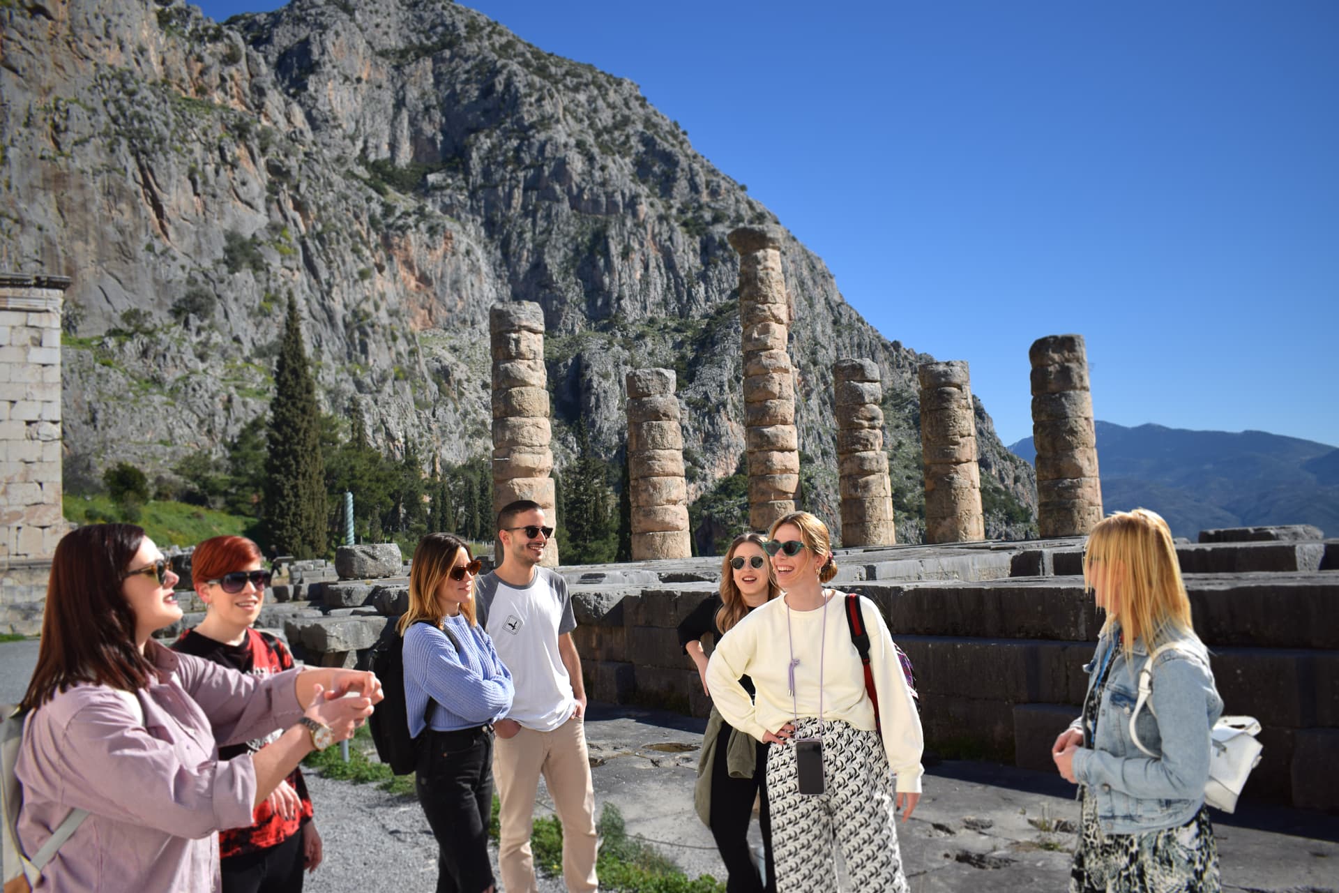 Delphi Day Trip from Athens – Small Group