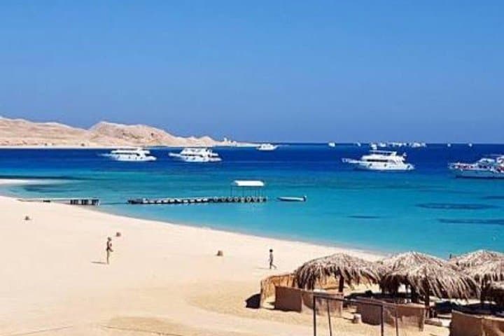Sharm El Naga Day Snorkeling Trip & Lunch By Car - Hurghada