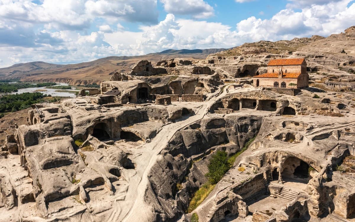 Uplistsikhe Adventure: Day Trip from Tbilisi
