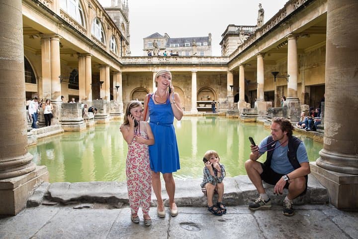 Stonehenge,Roman Bath & Salisbury Cathedral Private Tour