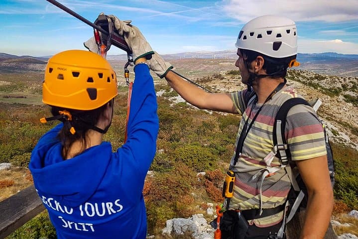 Split Zip-lining 