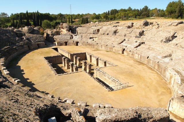 Guided Half Day Trip to Itálica Roman Ruins from Seville