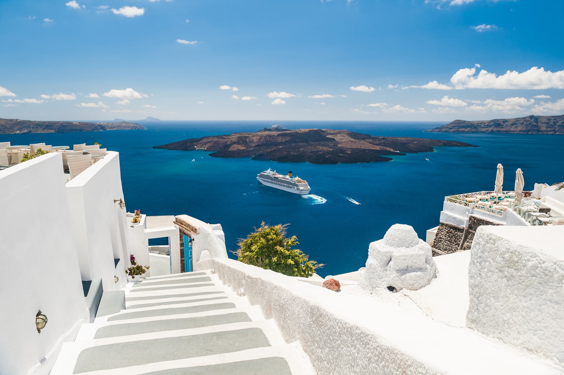 Athens, Santorini and Mykonos Sailing Tour