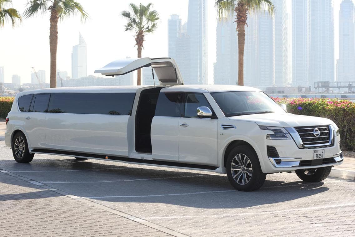 Stretch Limousine Panoramic City Tour of Dubai