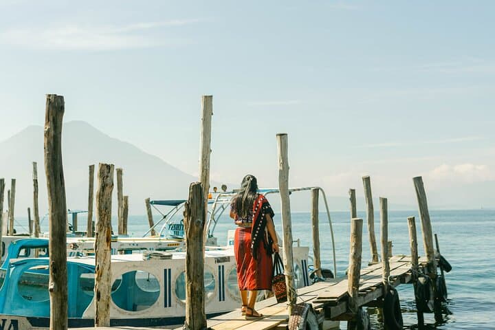 Visit the Mayan Towns Around Lake Atitlan on a 2-days Tour from Guatemala City