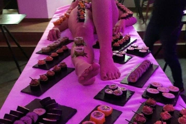 Exclusive sushi tasting