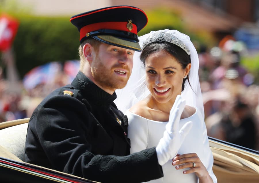 Layover Royal Windsor Private Tour from London Heathrow Airport 