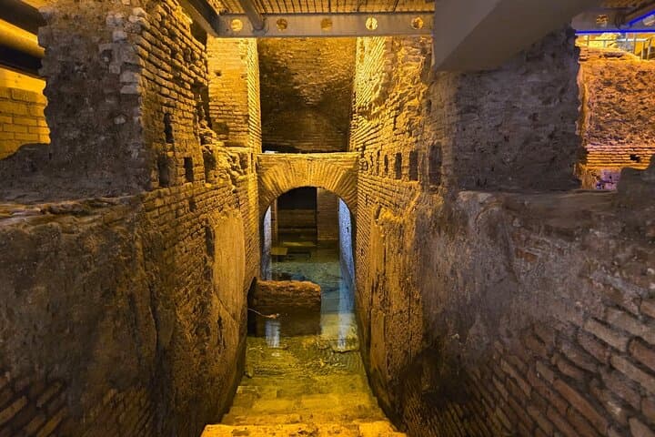 Walking Tour of Vicus Caprarius and the Fountains of Rome