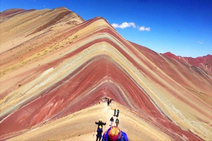 Private Full Day Hiking Tour to Vinicunca 7 Color Rainbow Mountain 