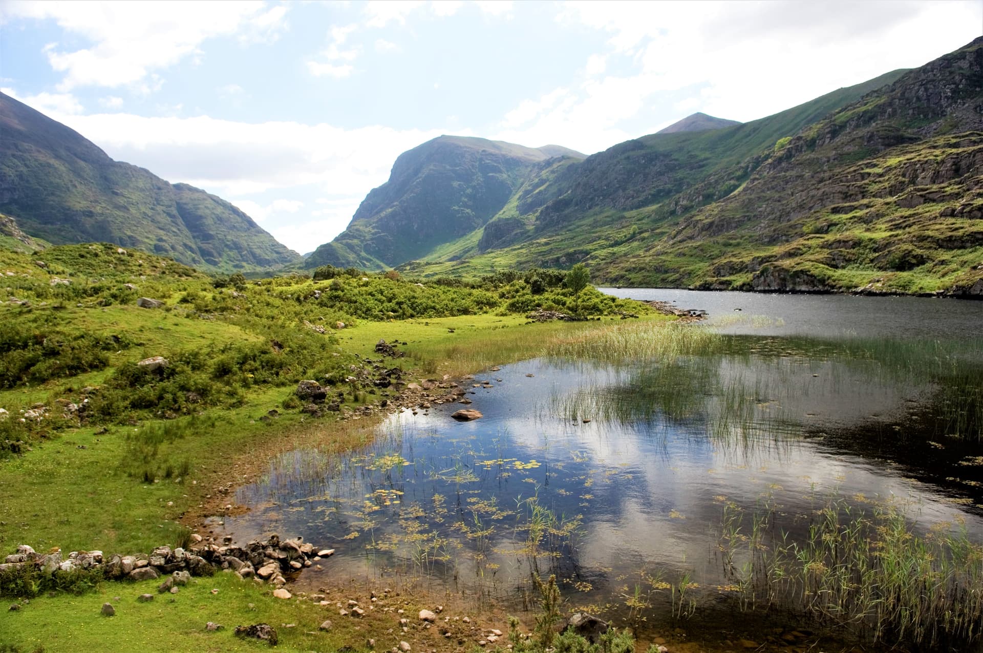 Ring of Kerry & Valentia Island tour departing Killarney. Kerry. Guided.