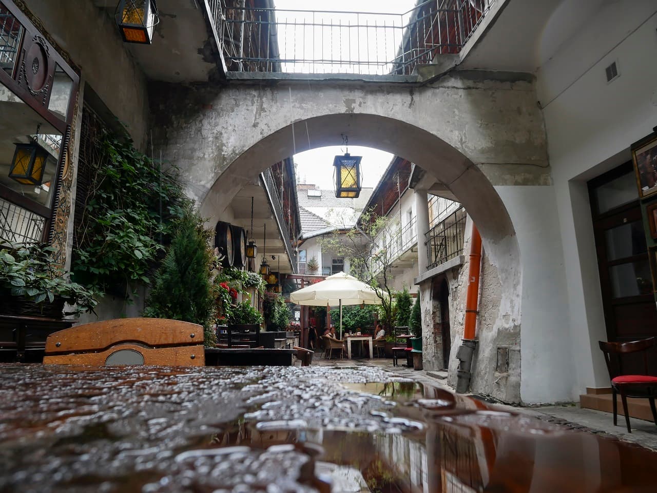 Jewish Quarter Kazimierz & Schindler's Factory Guided Tour 