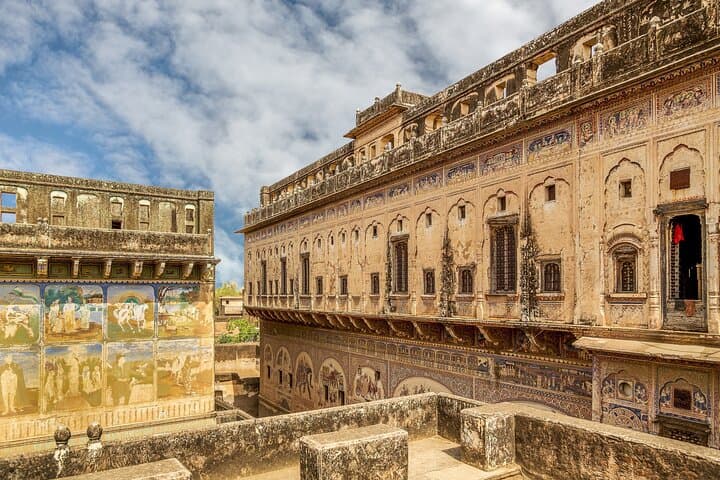 Private 2-Day Mandawa Tour from Jaipur with Bikaner Drop-Off