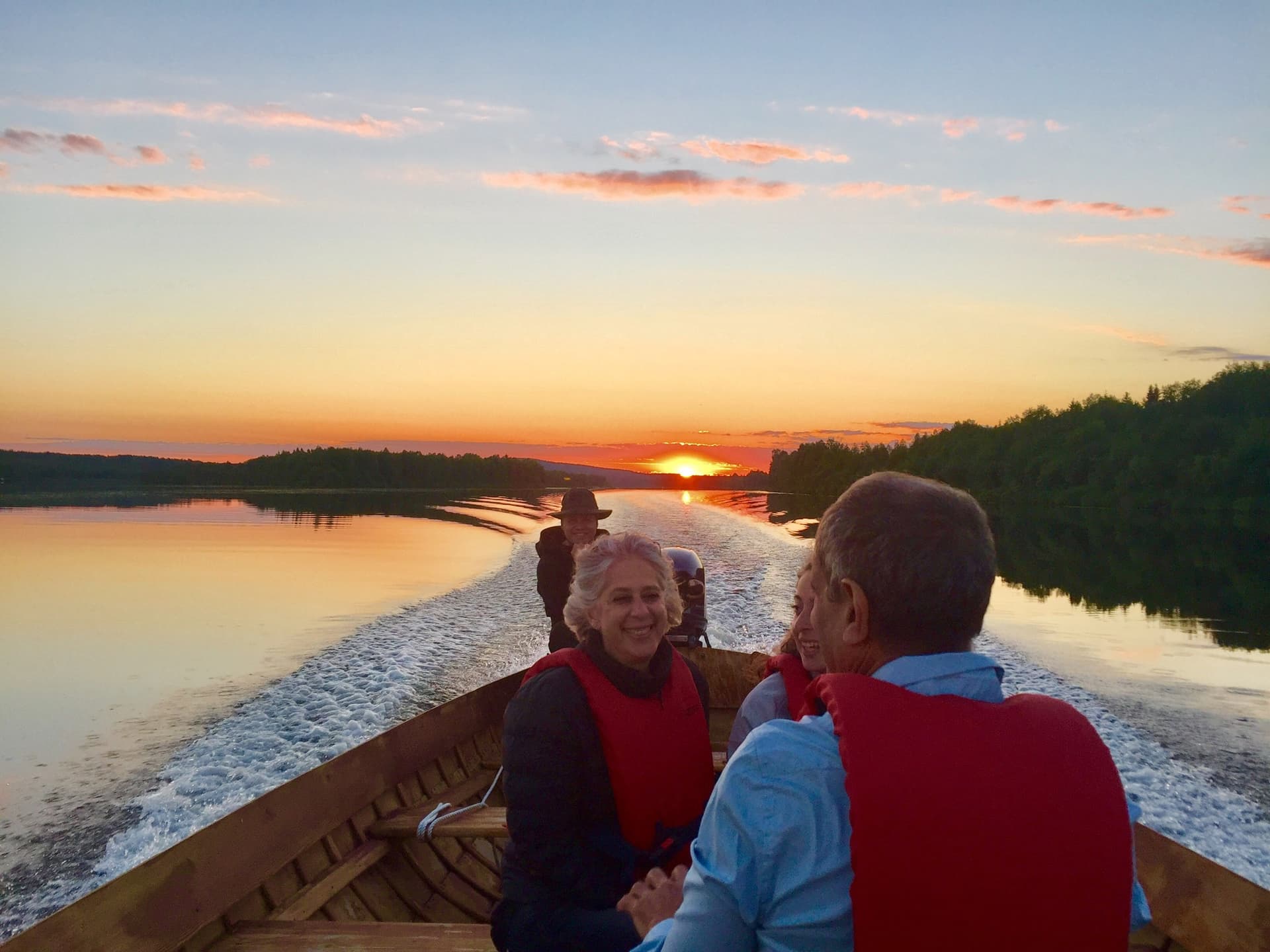 Arctic Nightless Night Boat Trip (3 Hours)