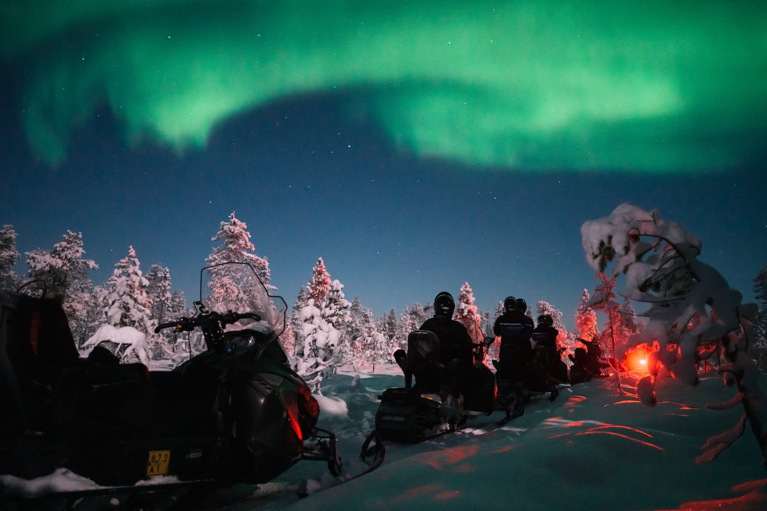 Aurora Borealis Snowmobile Safari & BBQ