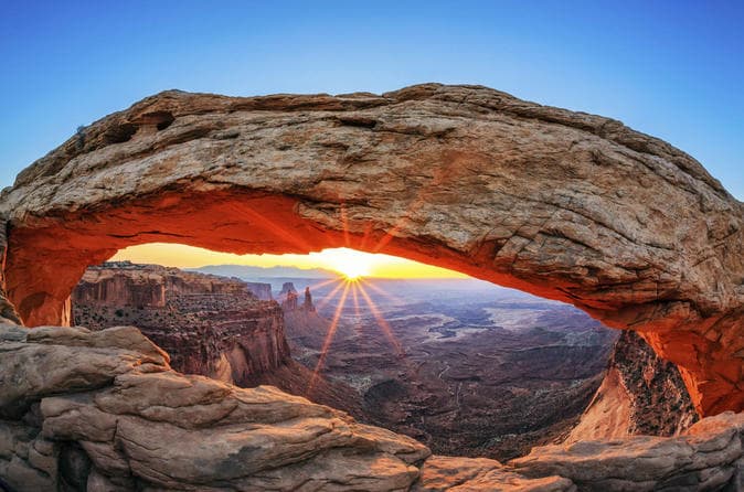 Self Drive 7-Day National Parks Tour: Zion, Bryce Canyon, Monument Valley and Grand Canyon South Rim with Lodging