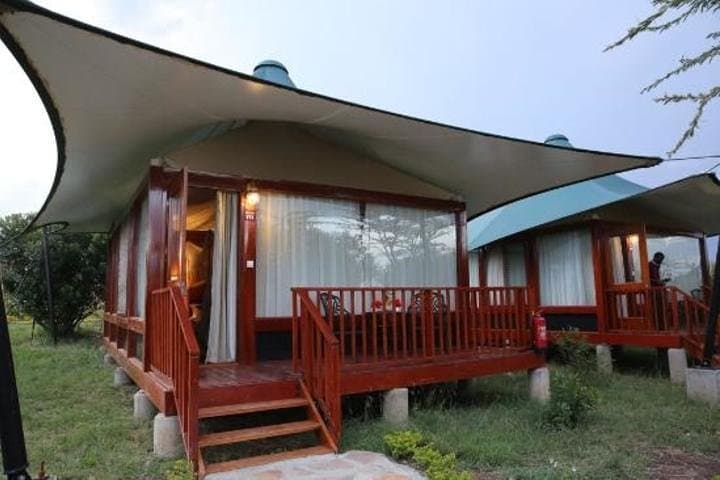 3 Days Maasai Mara Private Safari at Jambo/AA Lodge from Nairobi