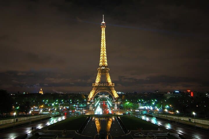 Paris by Night Private illumination Tour Hotel pickup