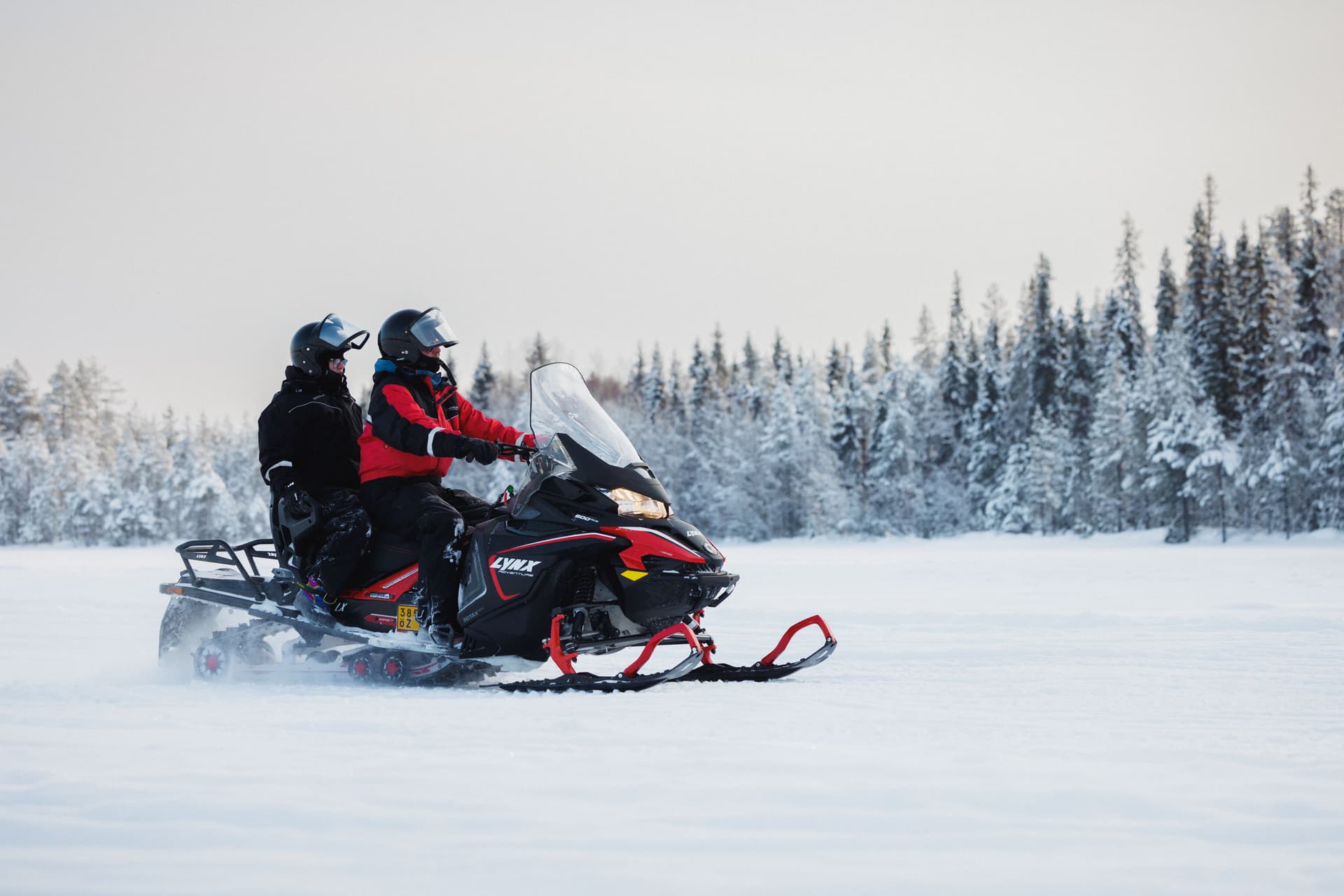 2-Hour Snowmobile Safari