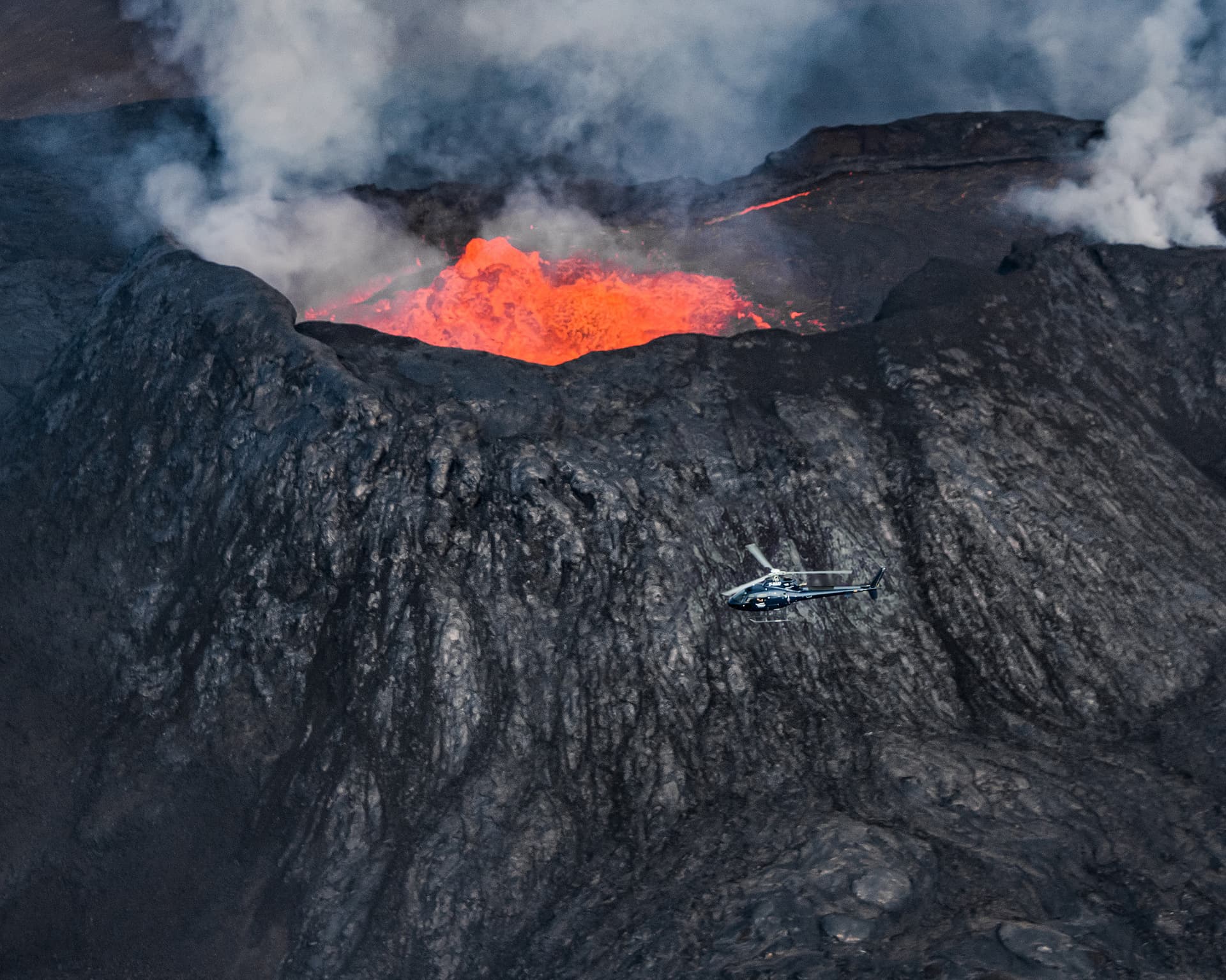 Volcano Helicopter Tour from Reykjavík