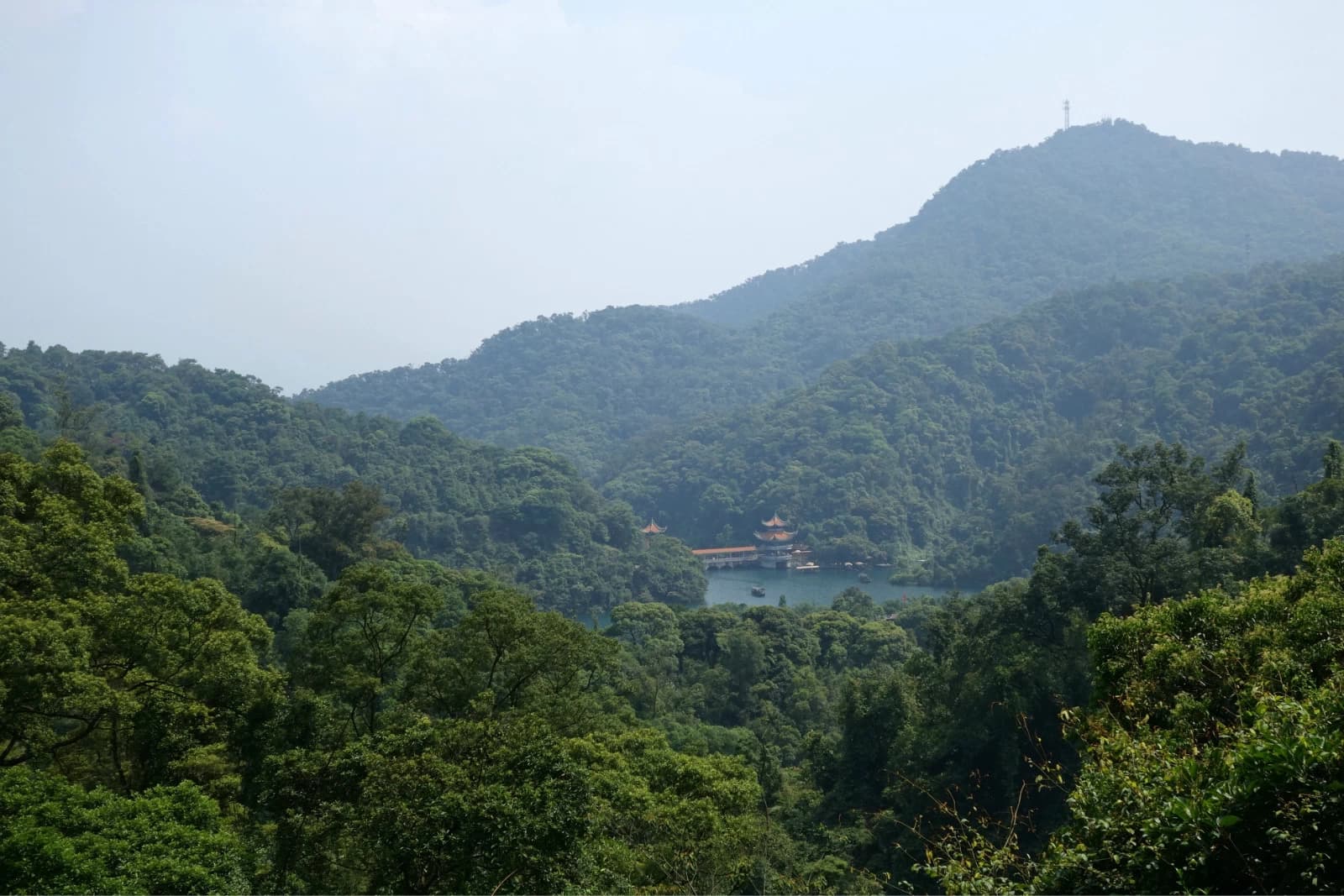 Private Day tour to Mt Dinghu and Seven Star Crags from Guangzhou