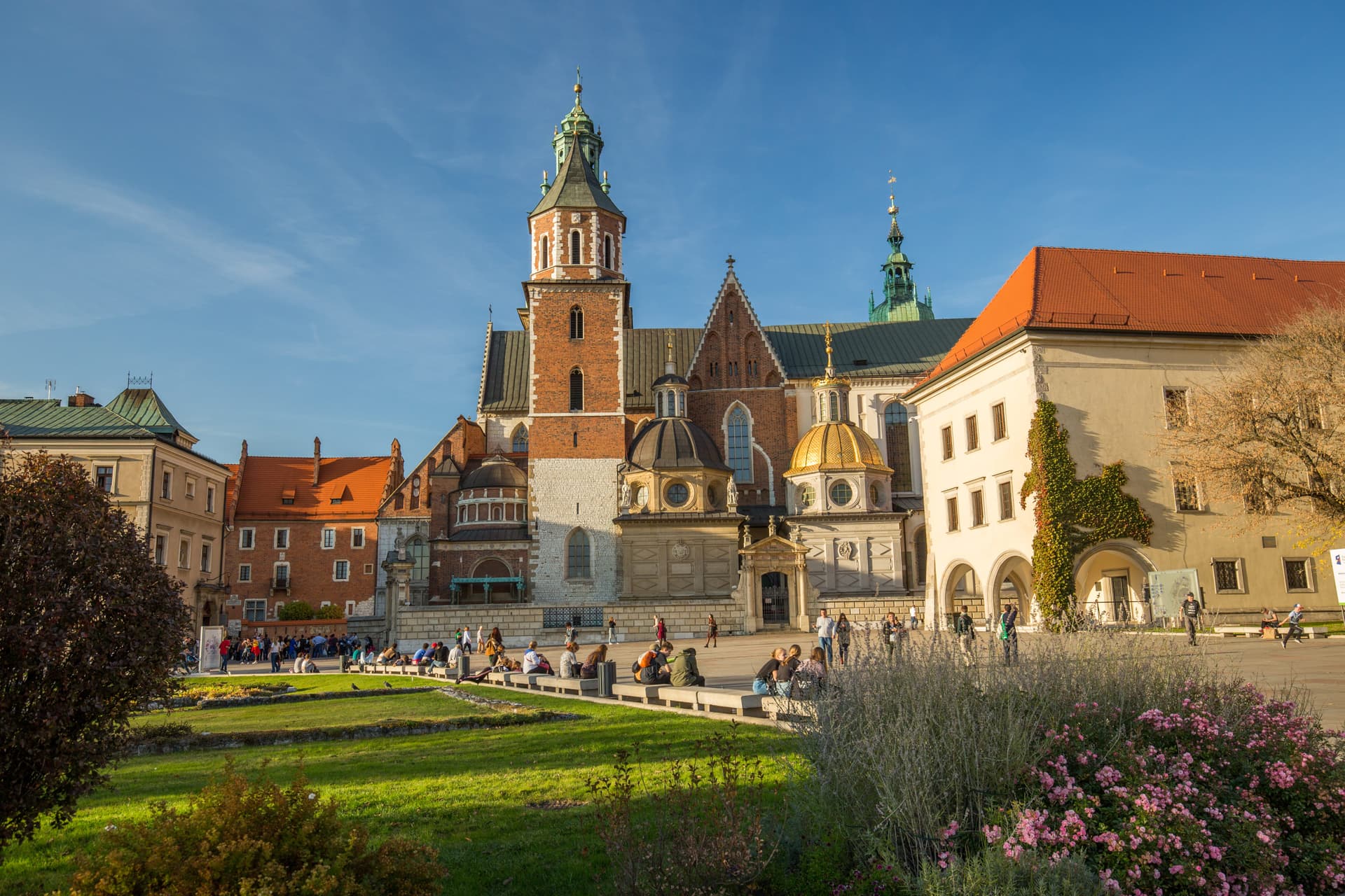 3 days in Krakow: Wawel Hill, Rynek Underground, Schindler Factory, Ghetto, Wieliczka and Auschwitz Guided Tour