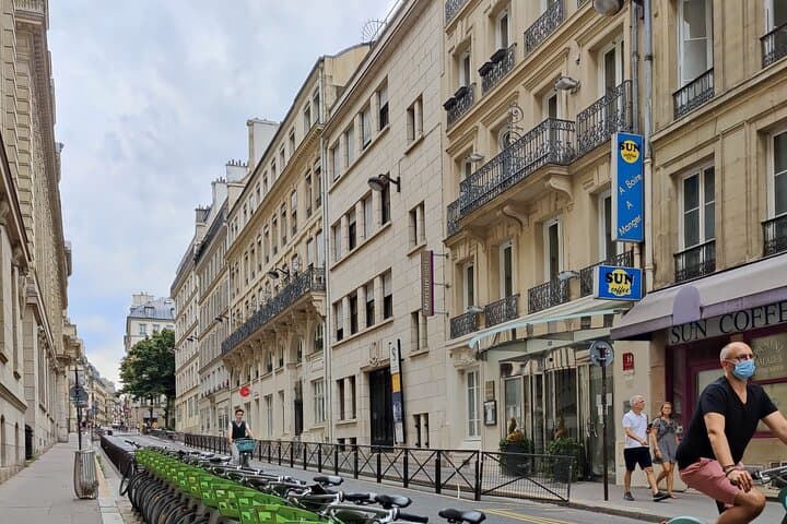 Full-Day Private Tour in Paris with Pick Up